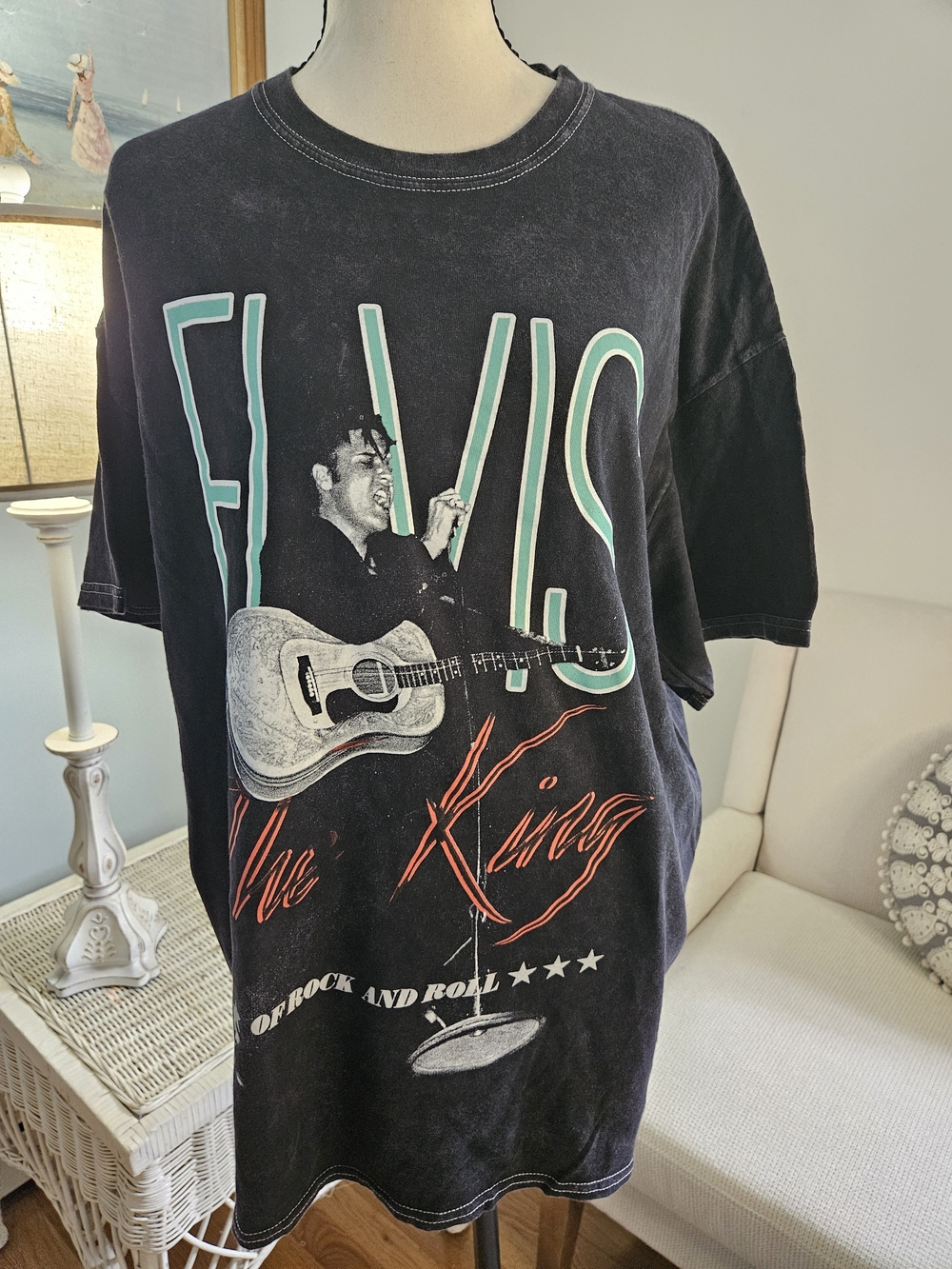 Black Elvis Graphic Short Sleeve Tee with Distressed Look. 100% Cotton. P79